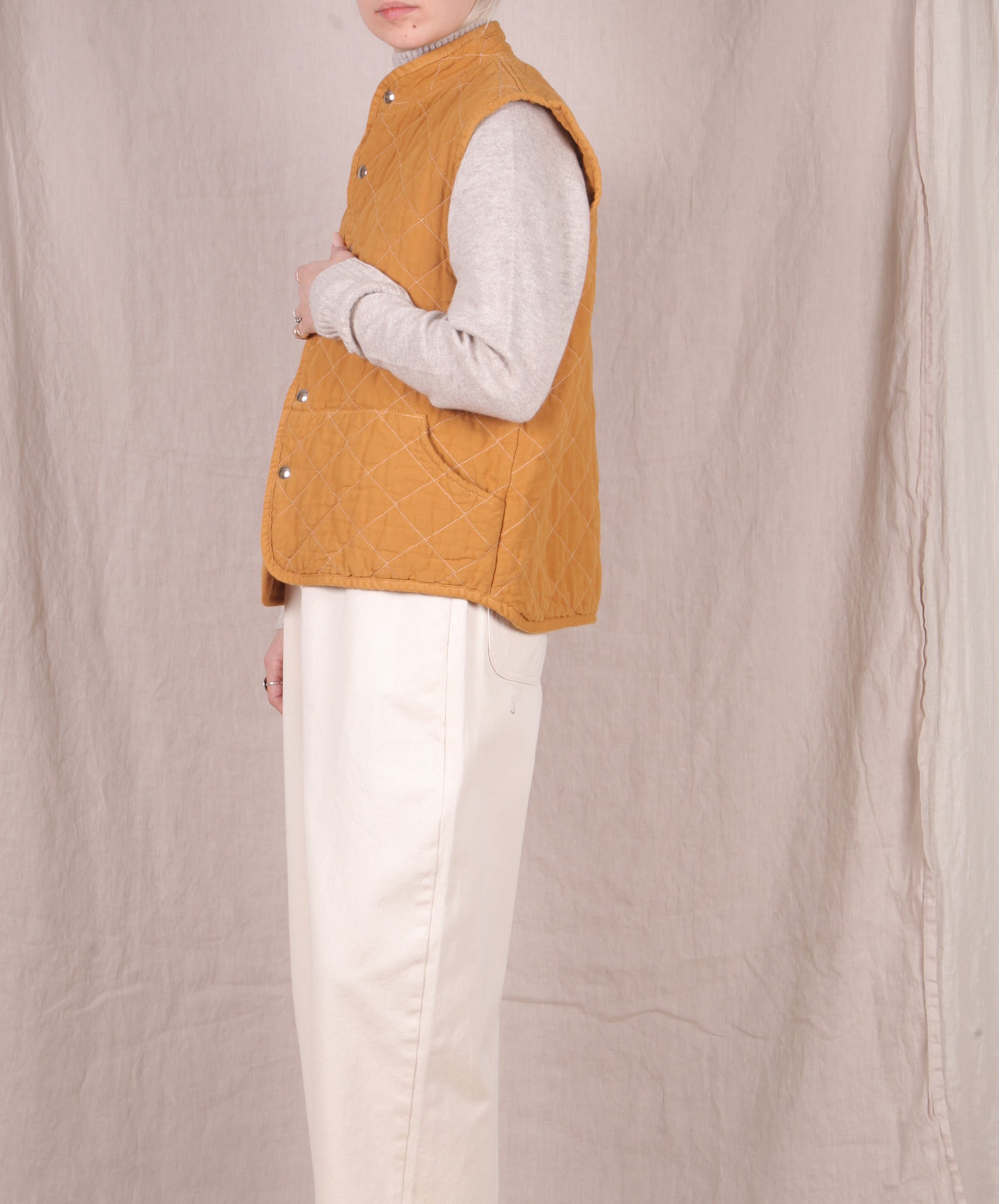 Utility Canvas-Quilted Snap Vest // Honey