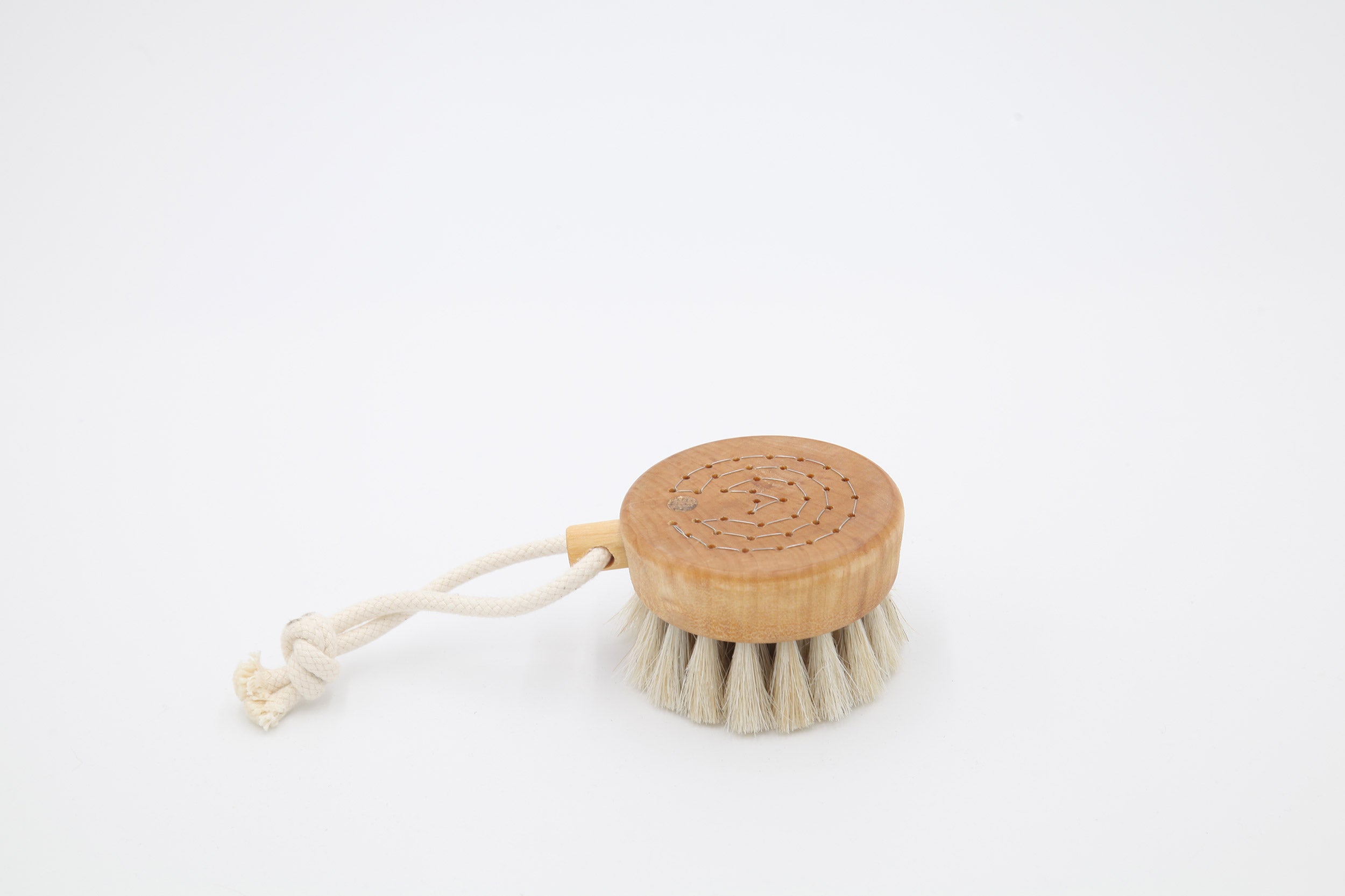 Iris Hantverk-Bath Brush Puck