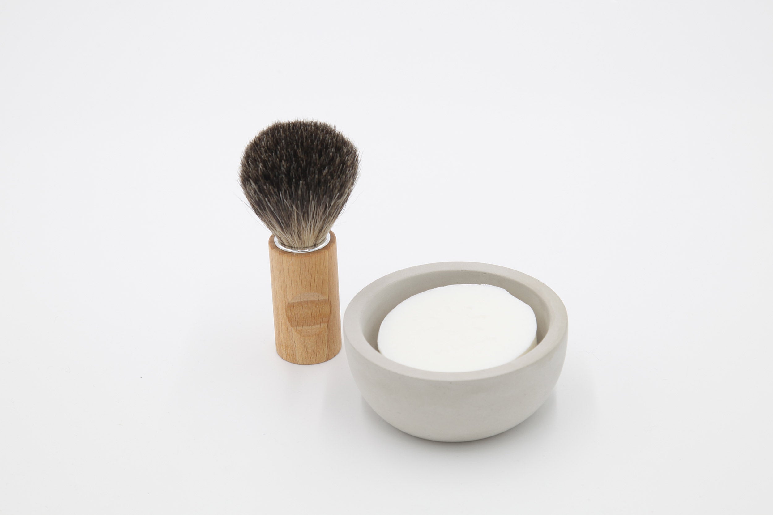 Iris Hantverk-Shaving Cup W/ Cedar Soap