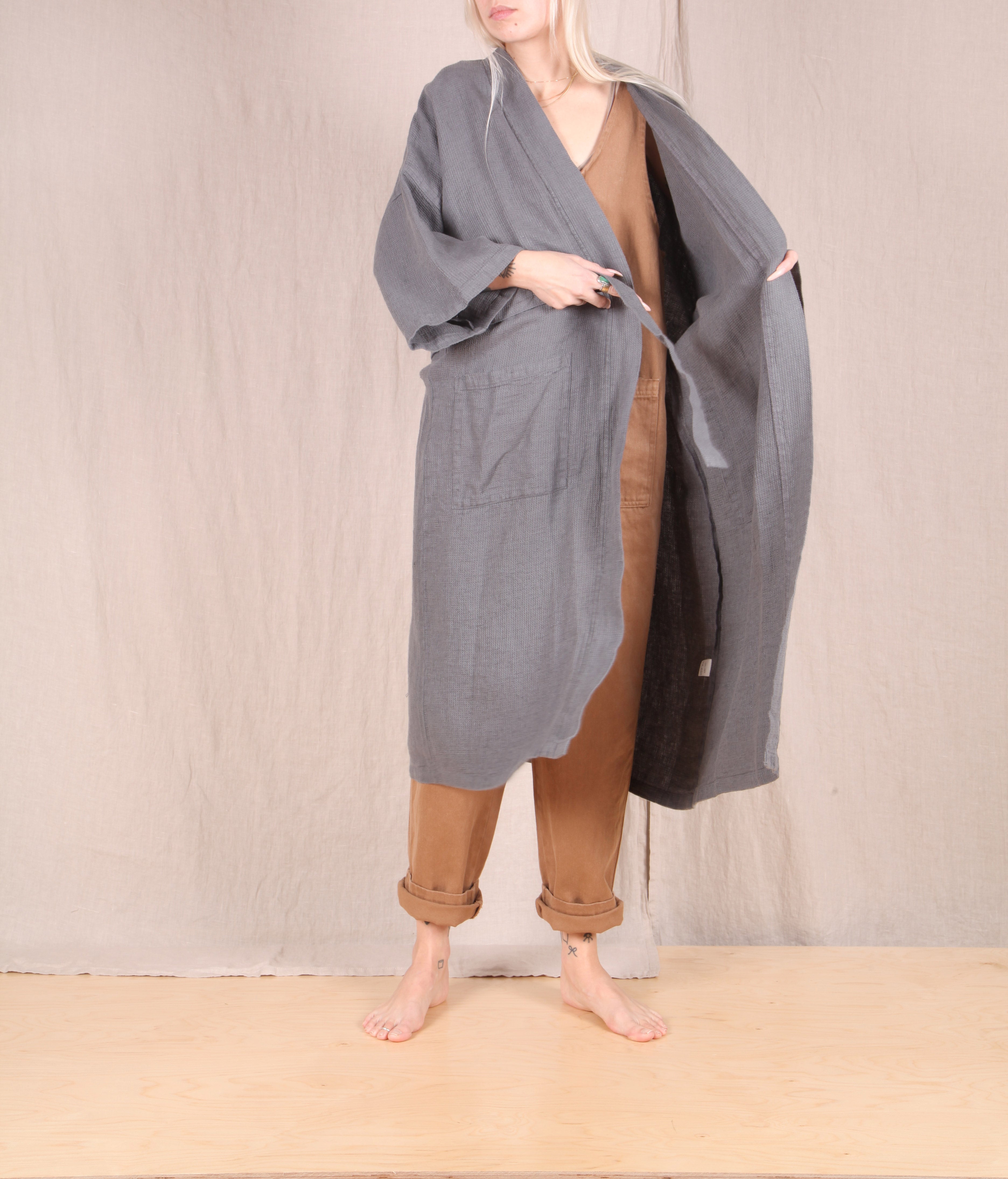 Linge Particulier-Waffle Kimono Robe // DARK GREY