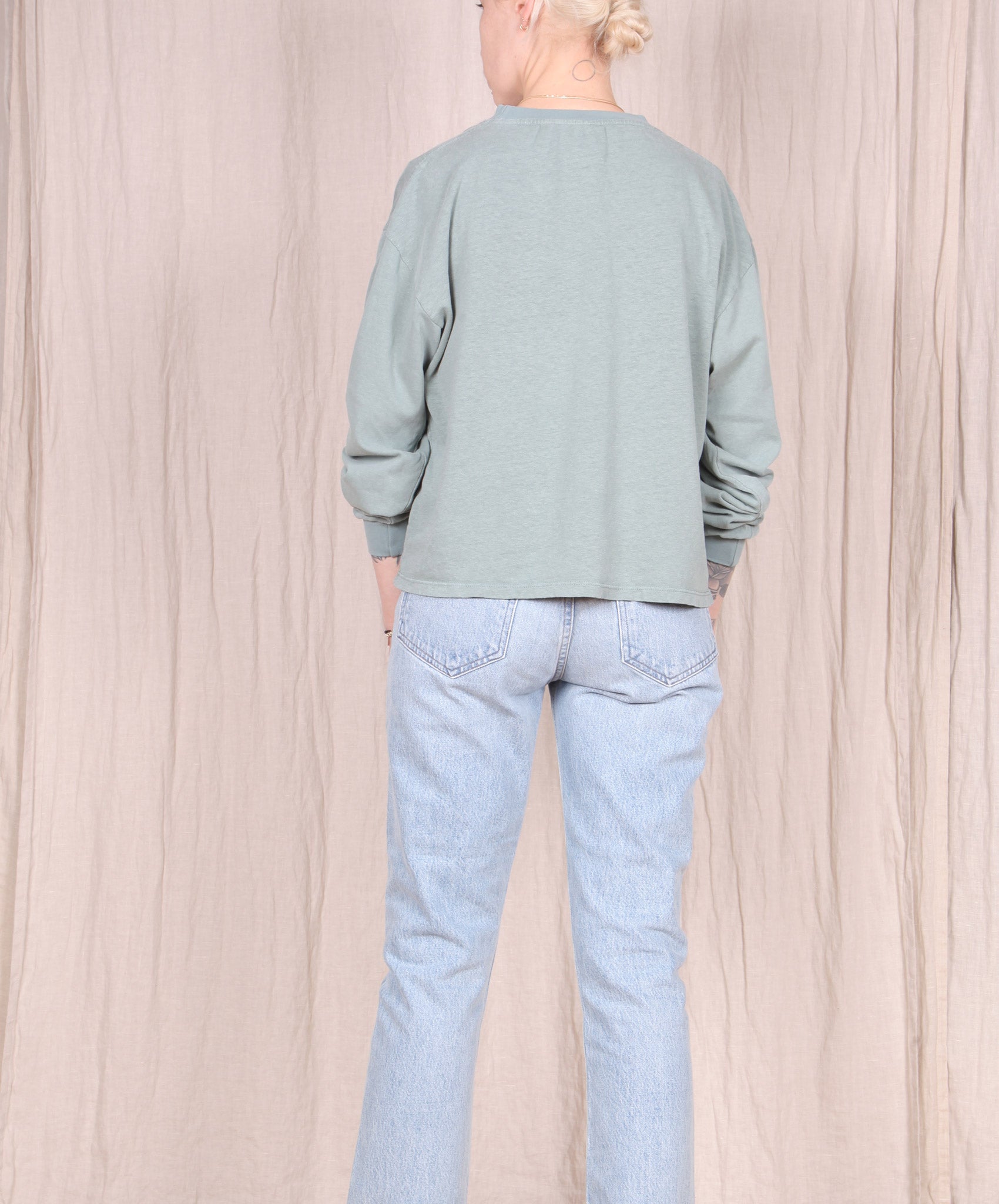 Jungmaven-Cropped Long Sleeve Tee // Clay Green